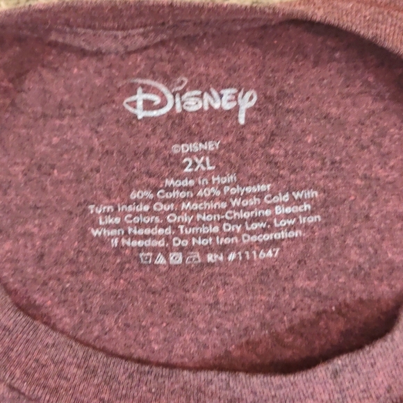 Maroon colored Garth t-shirt from Disney's Lion King. - Picture 2 of 3